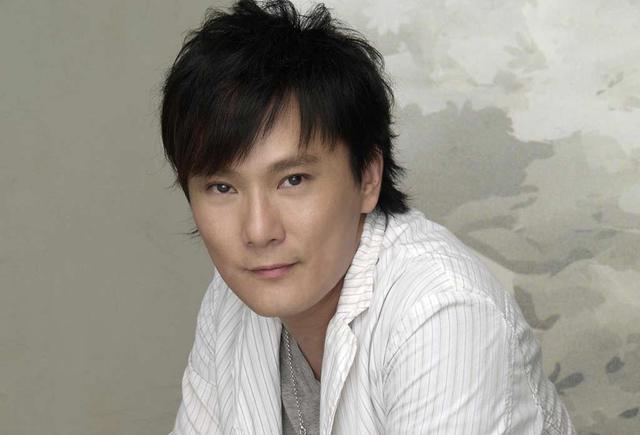 2020张信哲珍藏 民•潮—月份牌珍稀画稿与二十世纪时尚潮流展-上海站 2020张信哲珍藏 民•潮—月份牌珍稀画稿与二十世纪时尚潮流展-上海站