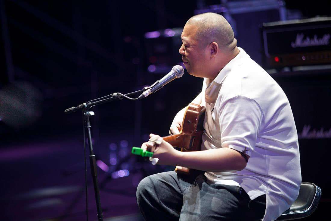 成都花五六音乐节:张杰、许巍还不够!还有神秘嘉宾等着你! 成都花五六音乐节:张杰、许巍还不够!还有神秘嘉宾等着你!