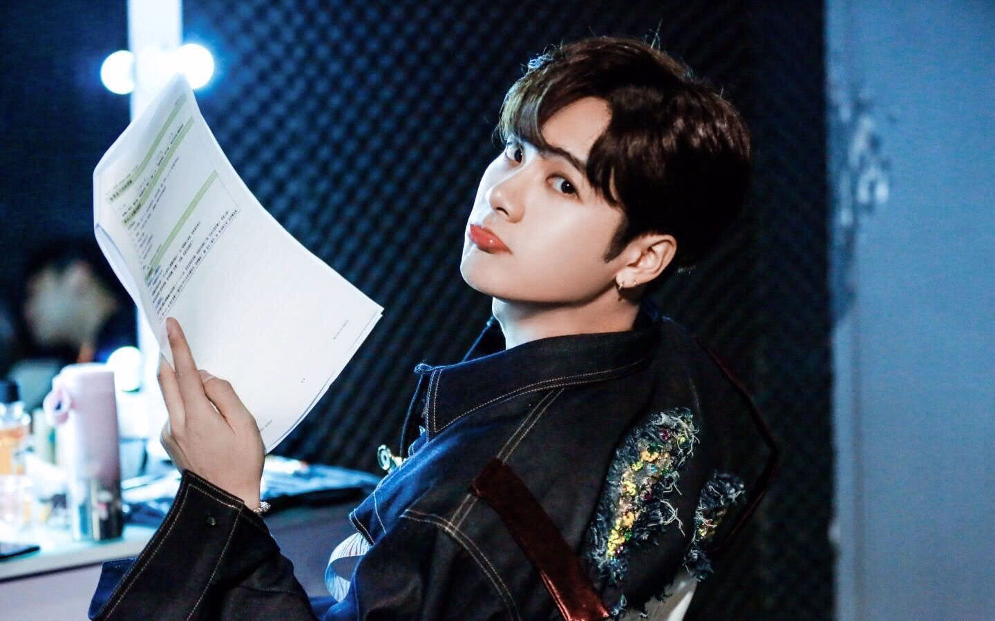 2023王嘉尔上海演唱会（时间+地点+歌手介绍+订票网址）