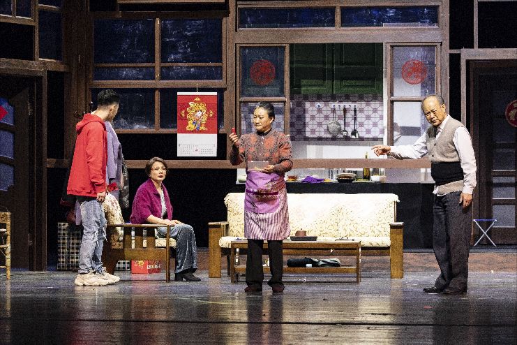 2020话剧《家的年事》南京站