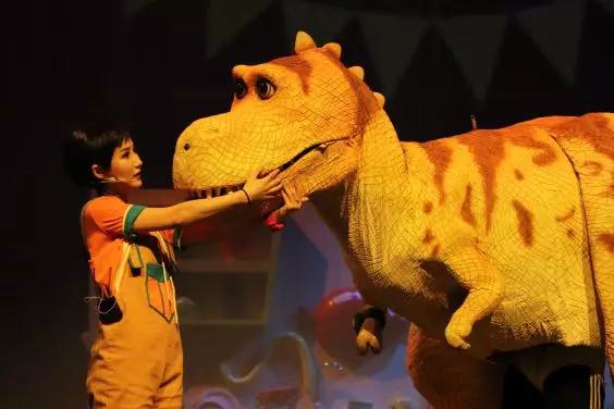 2020舞台剧《恐龙老爸》金华站