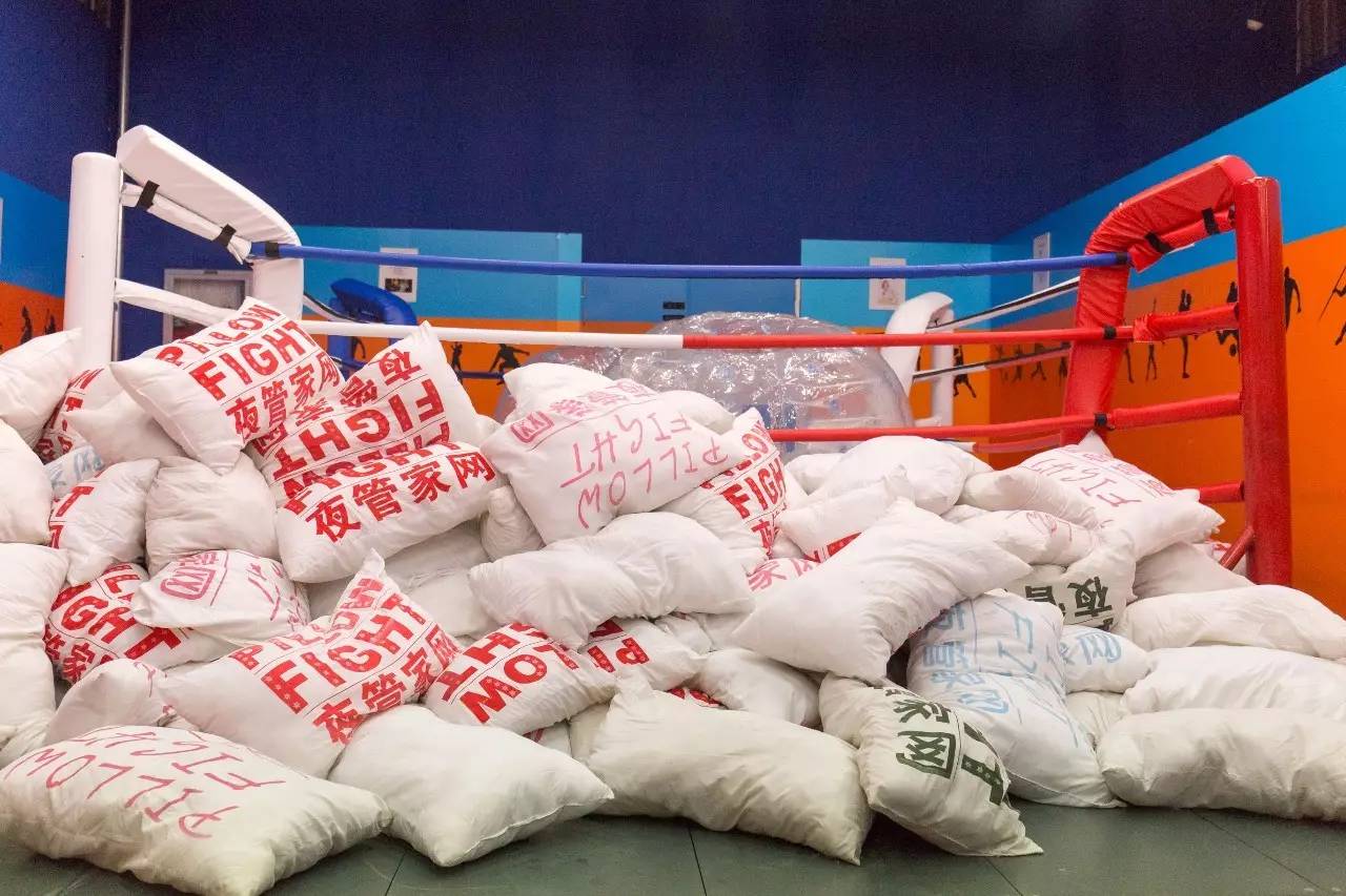 2020圣诞超级枕头大战重庆站