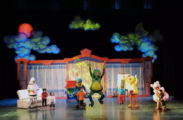 2020儿童剧《小布丁和怀表兔》上海站