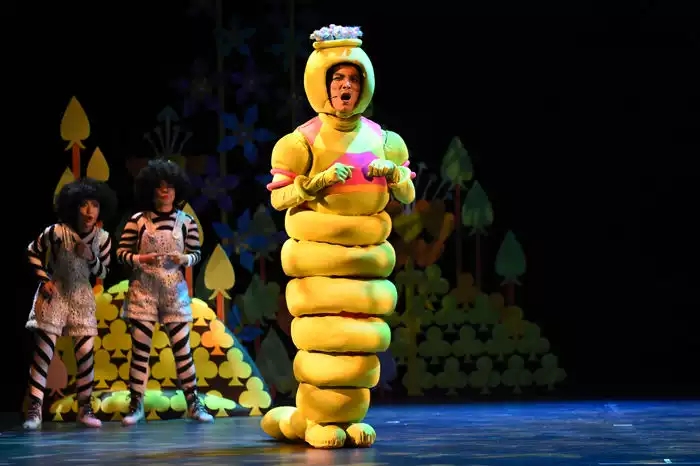 2020儿童剧《小布丁和怀表兔》上海站