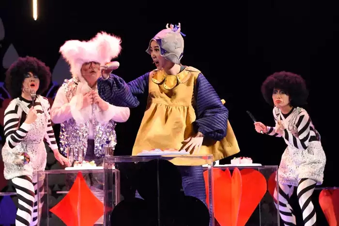 2020儿童剧《小布丁和怀表兔》上海站