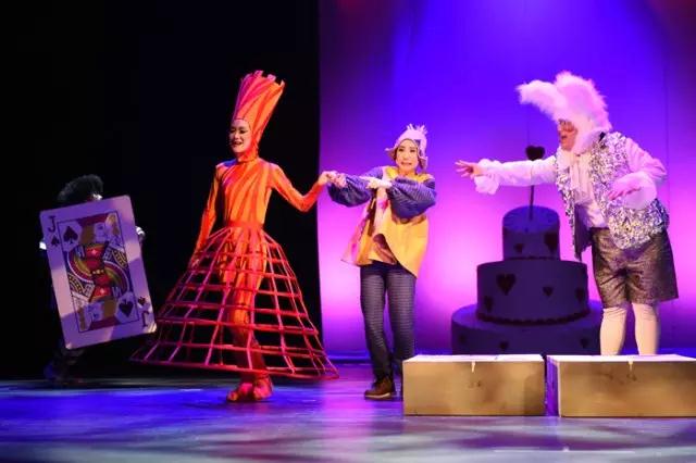 2020儿童剧《小布丁和怀表兔》上海站