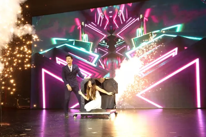 2020魔术秀《大魔术师》成都站