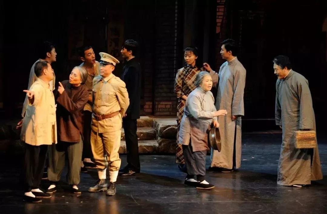 2022中国国家话剧院经典话剧呈现《四世同堂》-上海站