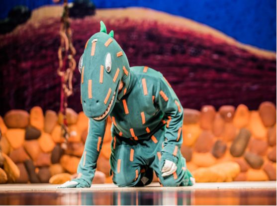 2020童话剧《你看起来好像很好吃》鄂尔多斯站