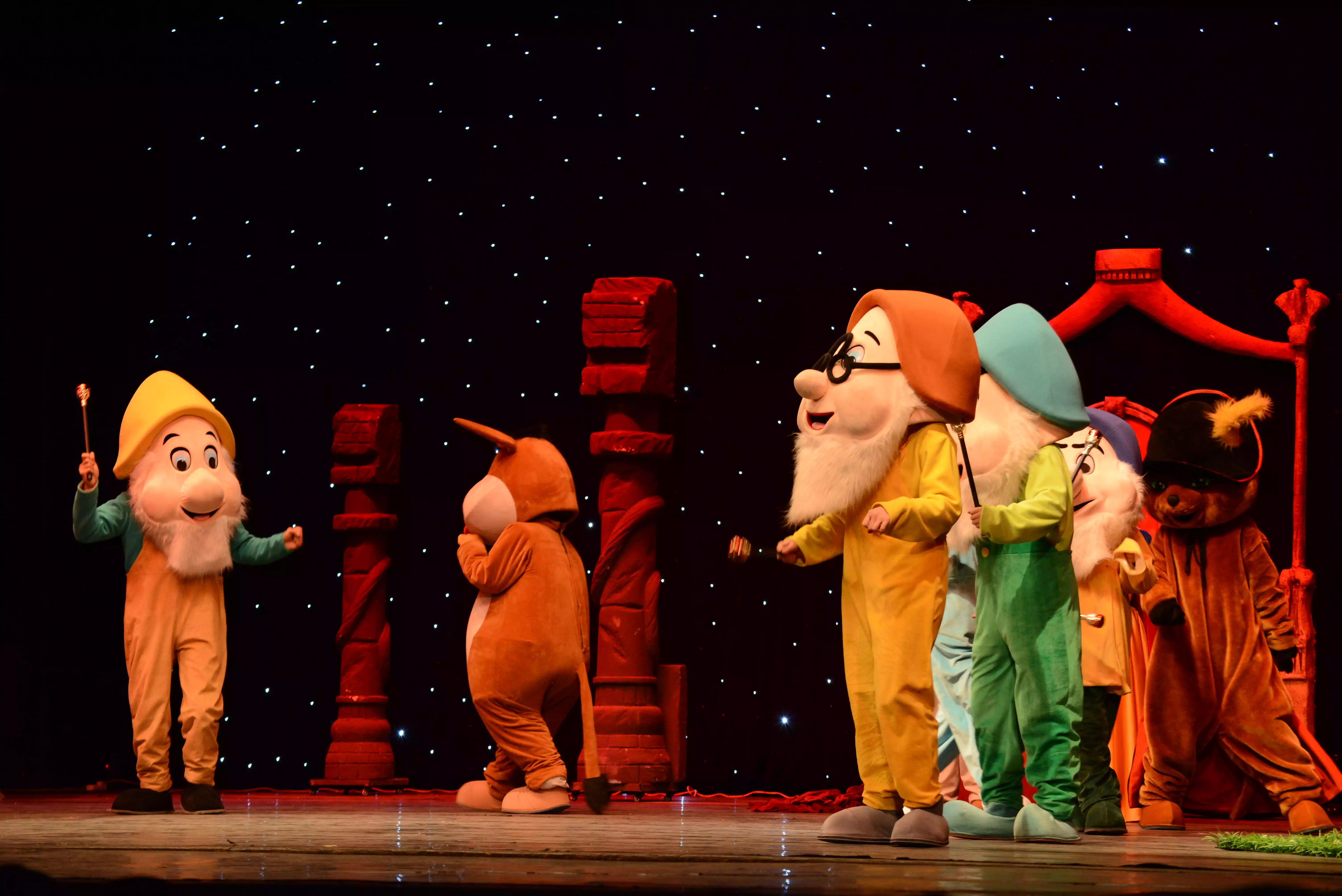 2021北京童艺荣誉出品—大型童话剧《白雪公主与七个小矮人》-北京站