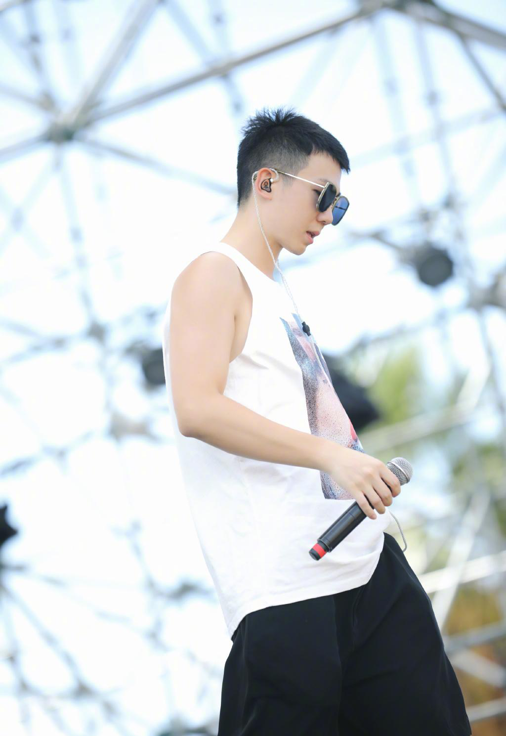 杭州、成都、长沙、武汉等城市注意了!这些明星演唱会年底前可约!