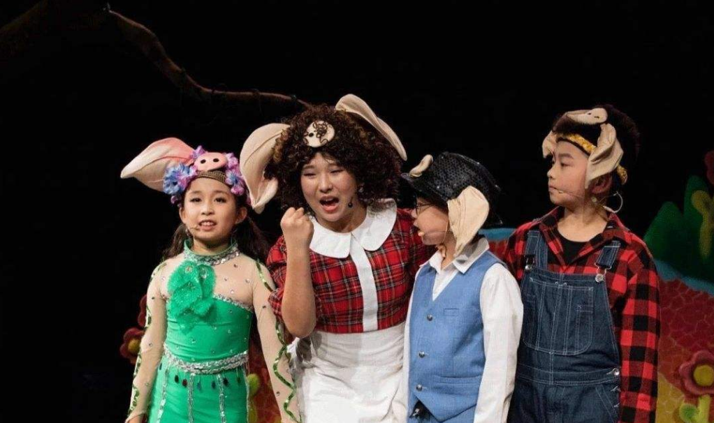 你见过有木偶、魔术的《三只小猪》吗?开心麻花、童艺等将为我们带来不一样的精彩!