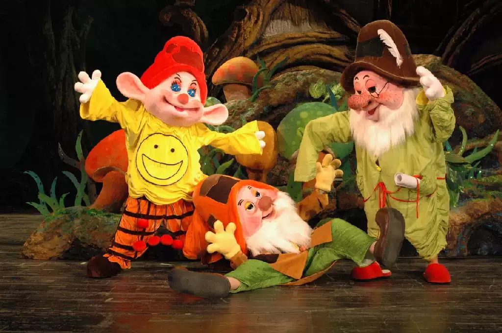 2021儿童剧《白雪公主与七个小矮人》北京站