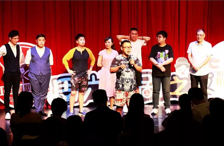 圣诞特辑|演唱会、嘉年华、枕头大战…这是一份超全狂欢攻略