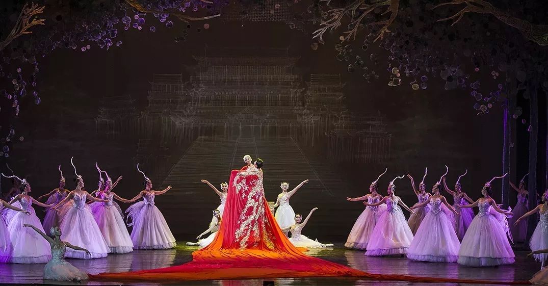 2021杂技剧《天鹅湖》无锡站