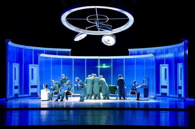 2021话剧《麻醉师》呼和浩特站