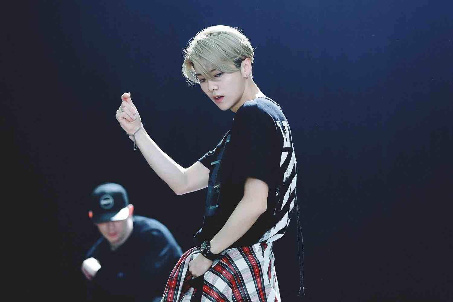 2023鹿晗《π-DAY》世界巡回演唱会-重庆站