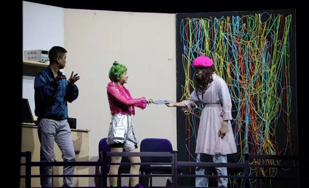 2021科幻喜剧《马美好》-惠州站