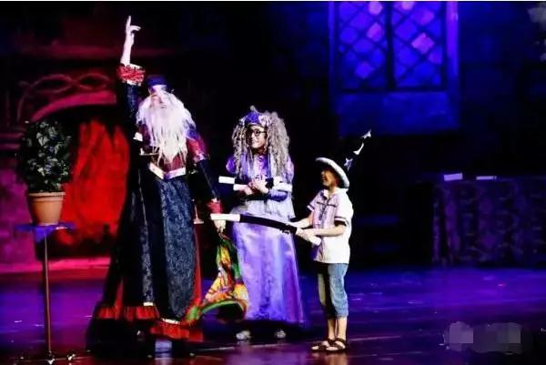 2021魔术秀《奇幻魔法学院》重庆站