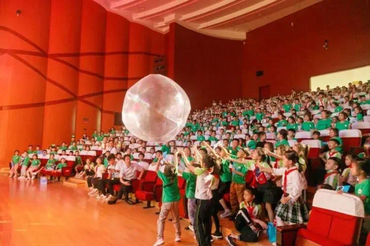 儿童剧《三只小猪奇遇记之水晶封印》南通站