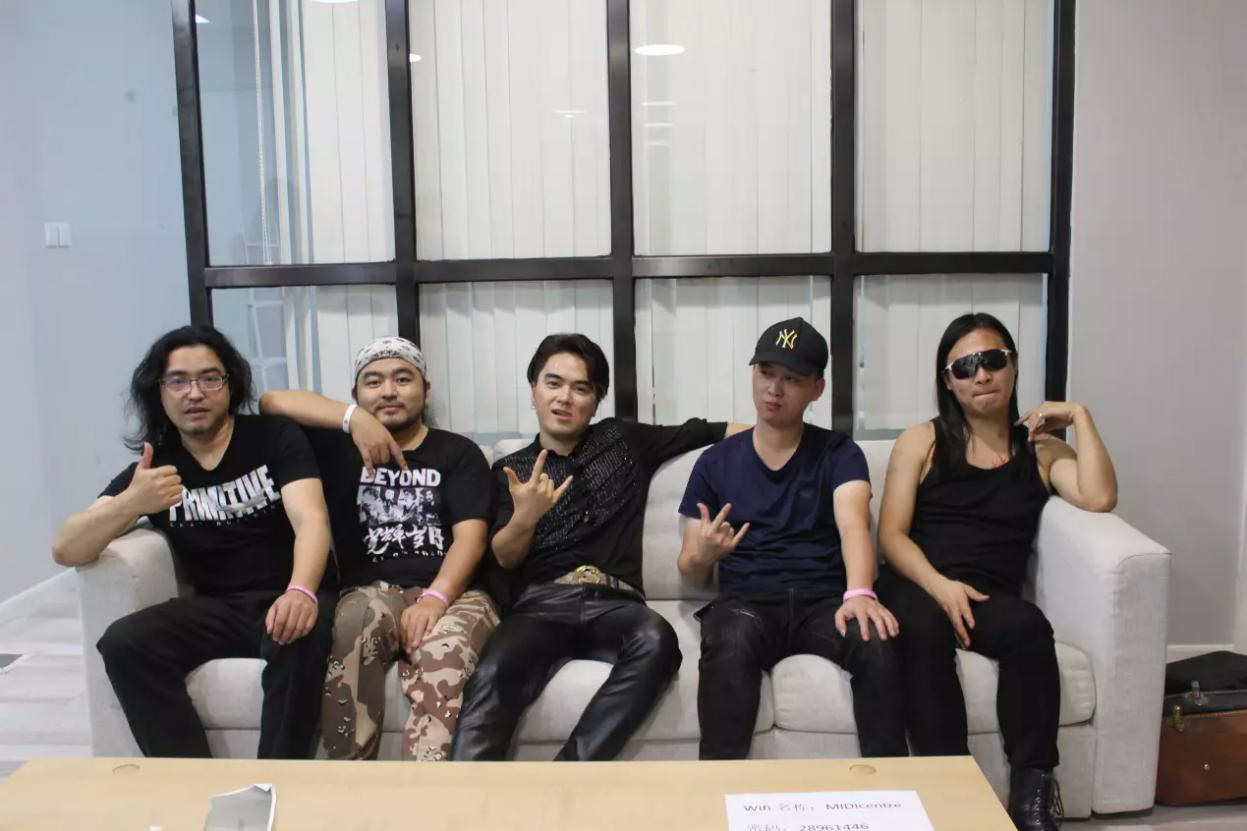 2021紀念黄家驹北京演唱会