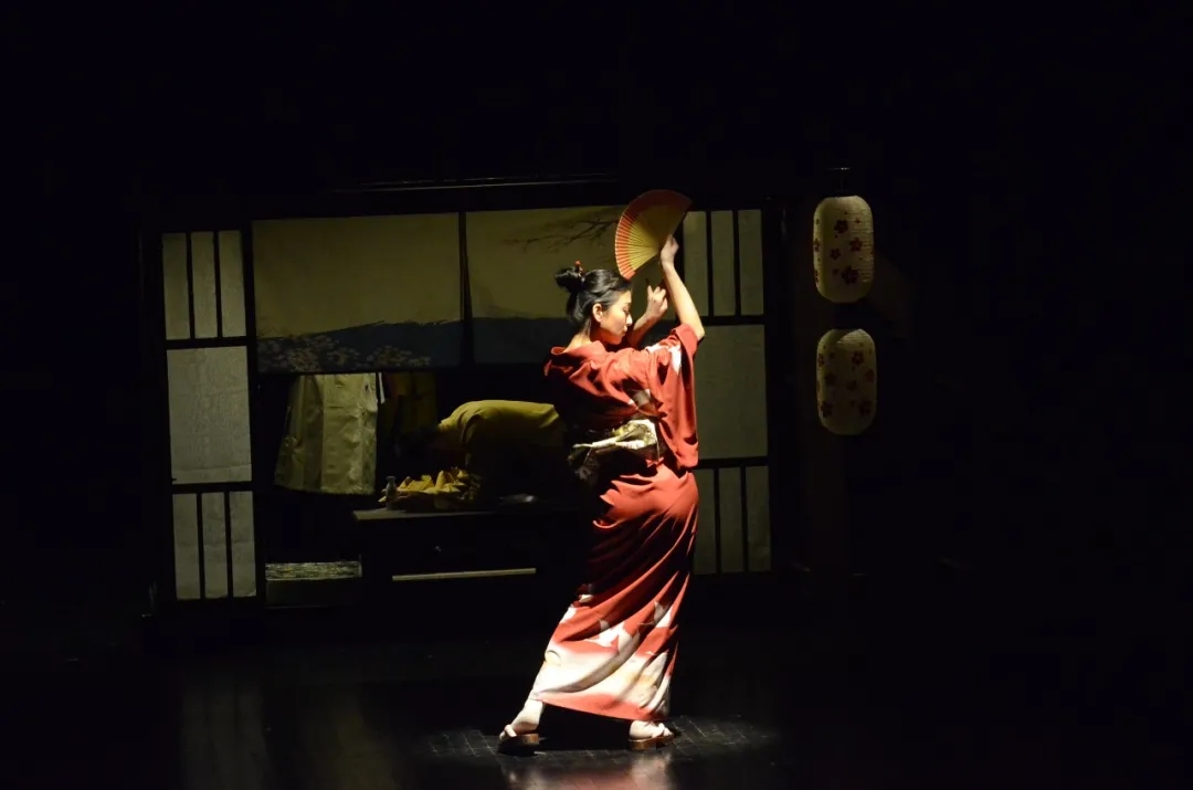 2021话剧《黄金劫案》青岛站