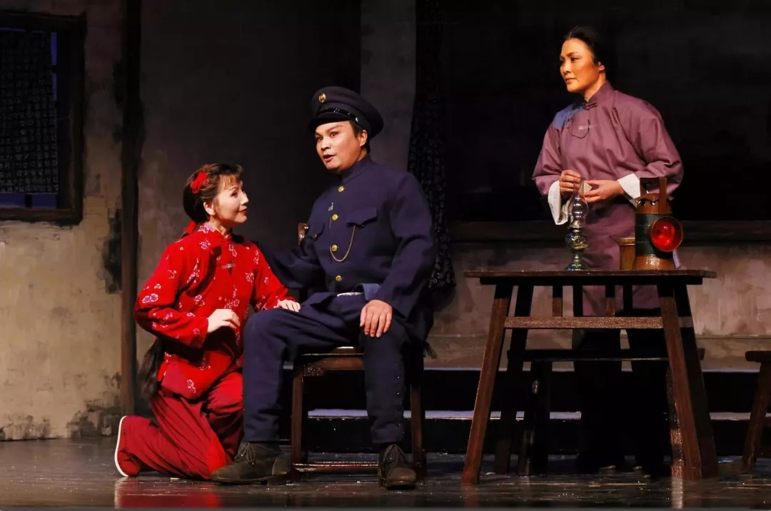 2021上海沪剧院红色经典传承剧目《红灯记》-启东站