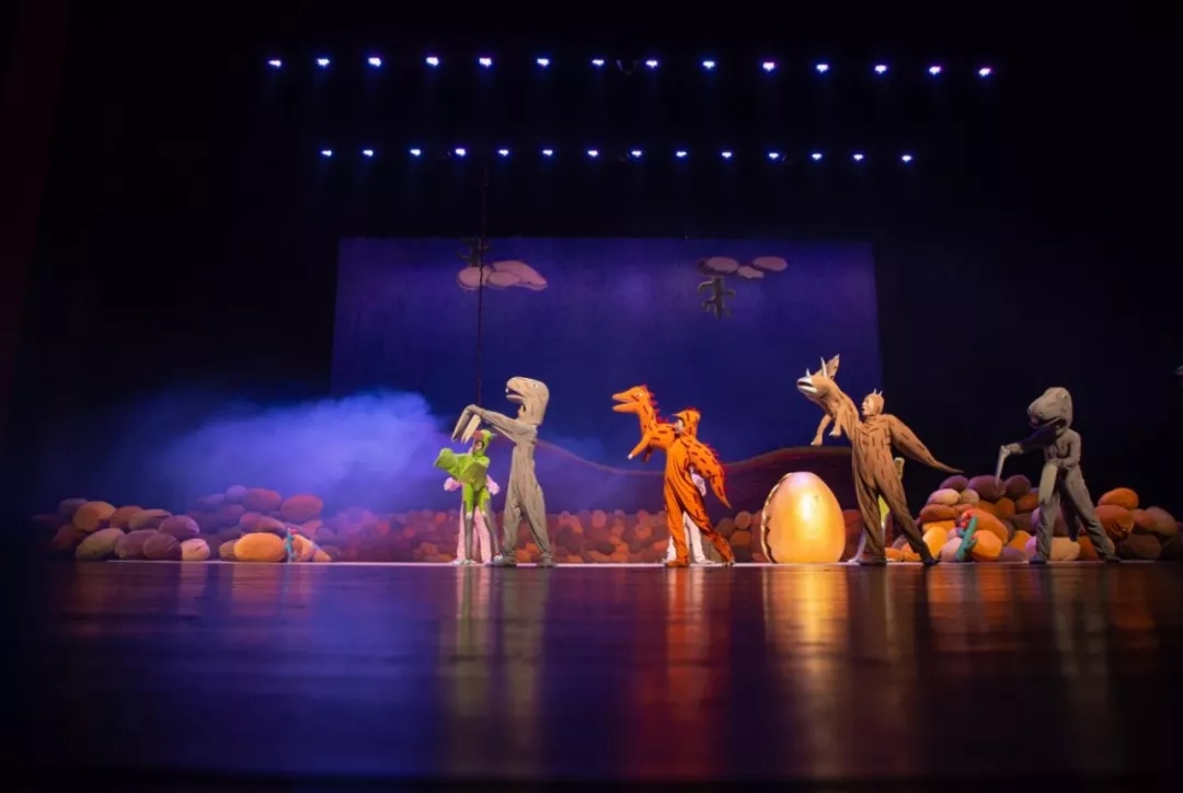 2021凡创文化•大型恐龙主题实景童话剧《你看起来好像很好吃》-东莞站 2021凡创文化•大型恐龙主题实景童话剧《你看起来好像很好吃》-东莞站