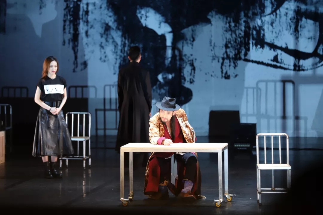 2021戏剧《太阳和太阳穴》杭州站