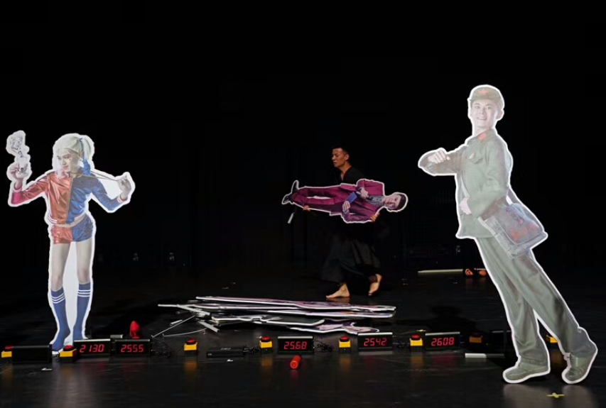 2021独角戏《一个男人一天中的10小时》银川站