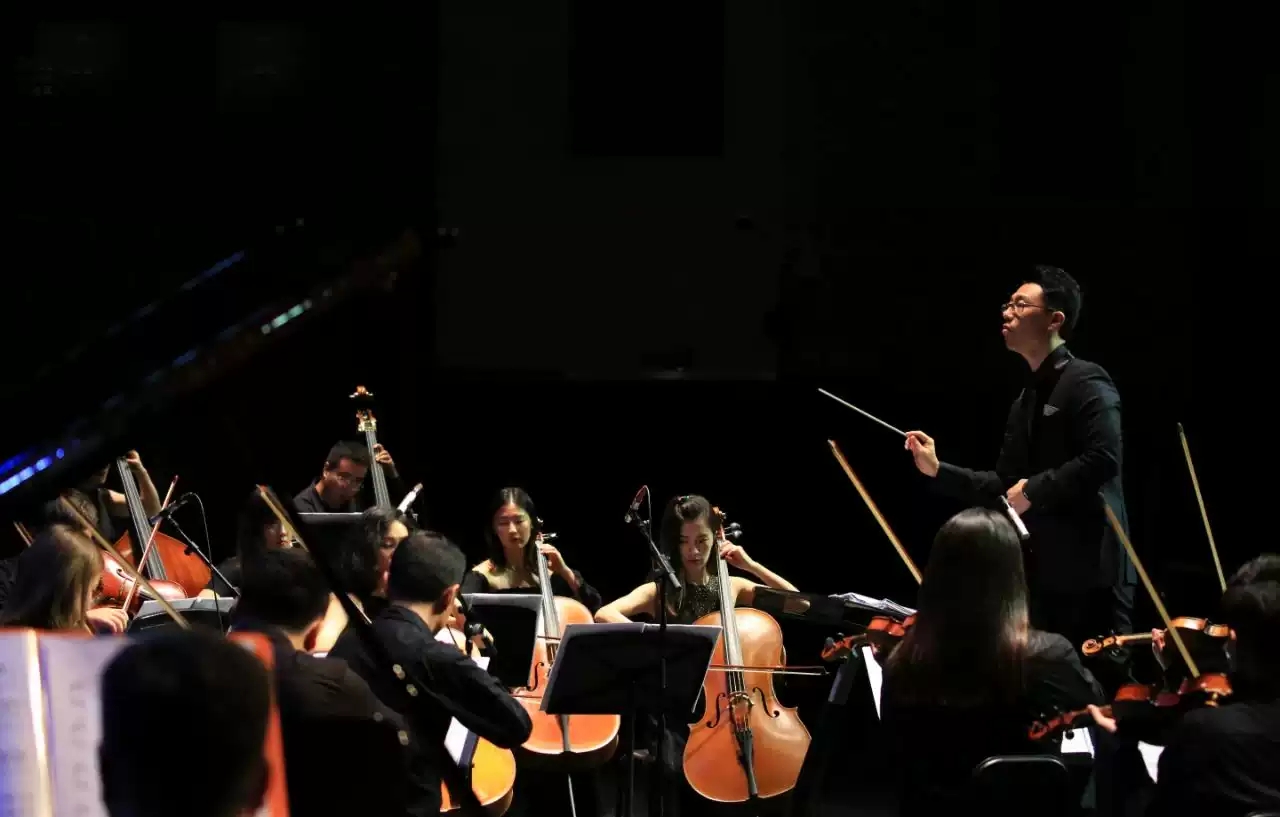 2021飘扬在红旗上的旋律朗诵交响音乐会-珠海站