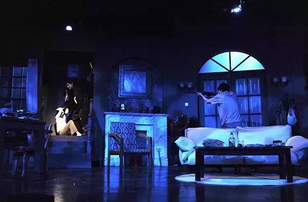 2021悬疑剧《我会半夜之前回来》无锡站