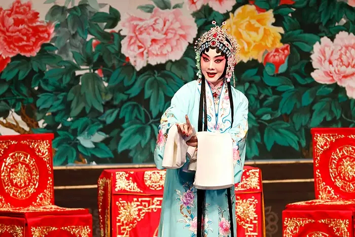  2021京剧《凤还巢》无锡站