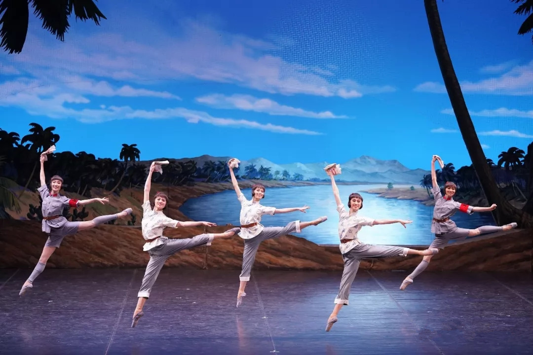 2021芭蕾舞剧《红色娘子军》武汉站