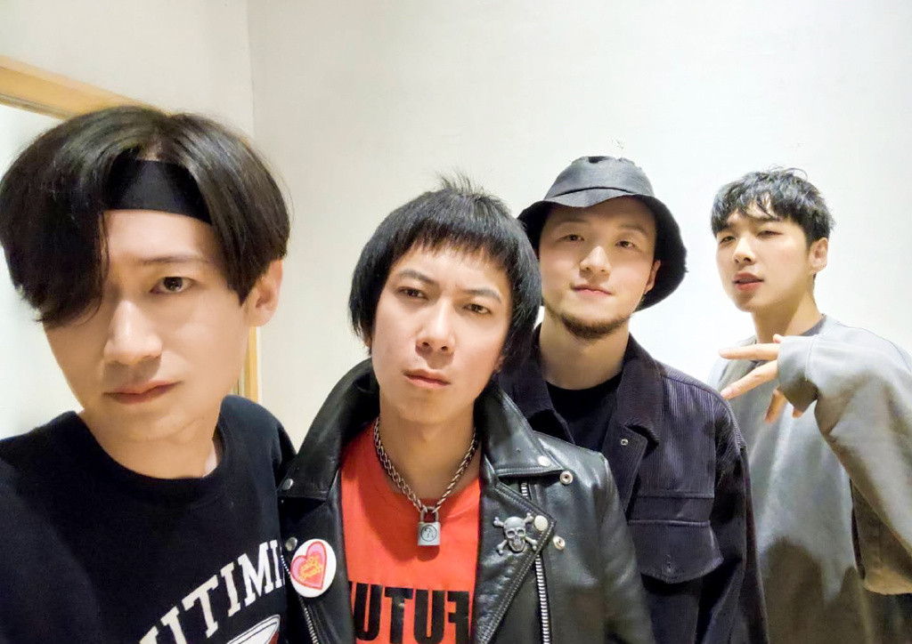 大波浪乐队2021全新双专辑巡演《新逻辑》《不止一面》全国巡演-深圳站