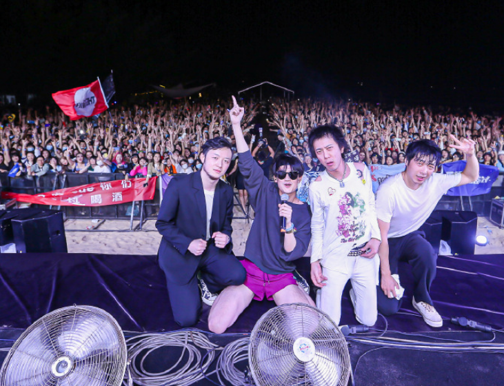 2021大波浪乐队广州演唱会