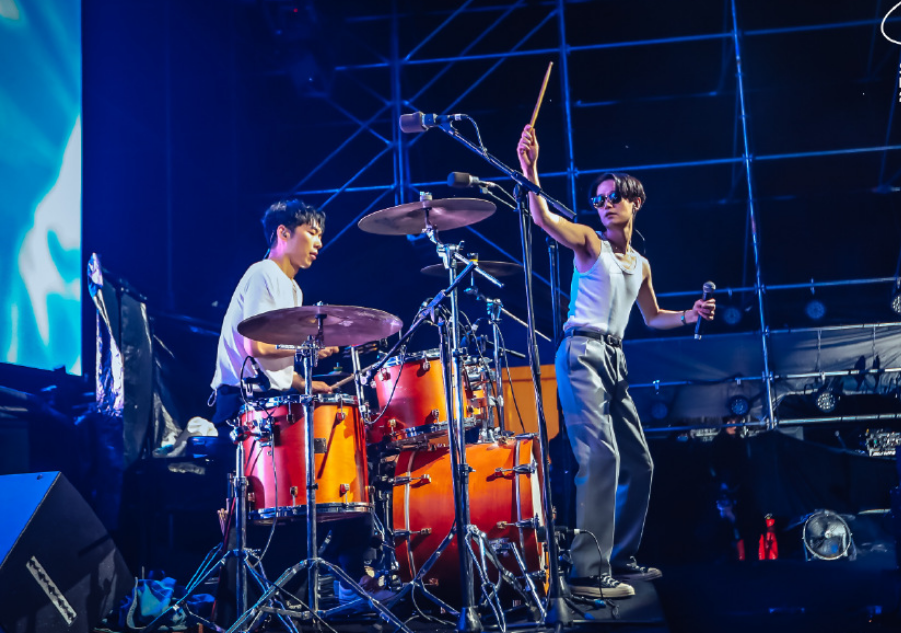 2021大波浪乐队南京演唱会