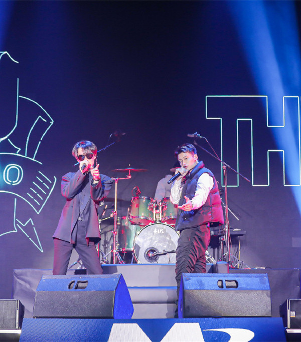 大波浪乐队北京演唱会