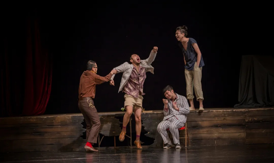 2021话剧《燃烧的疯人院》苏州站