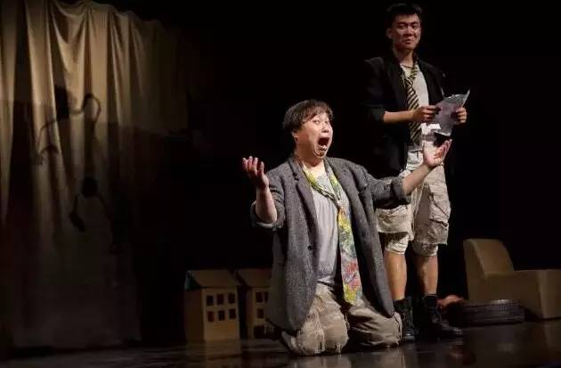 2023话剧《两只狗的生活意见》厦门站时间、地点、门票一览