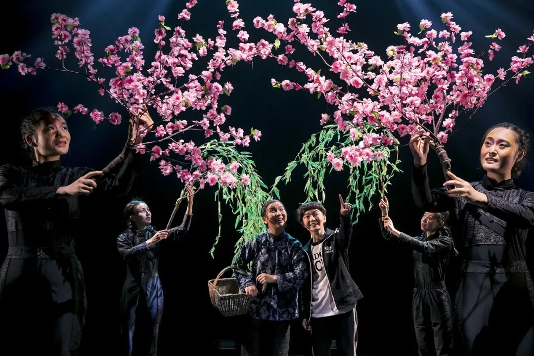 2021儿童剧《二十四个奶奶》西安站