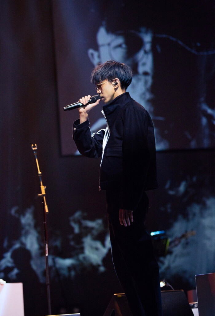 陈鸿宇厦门演唱会时间+地点+票价