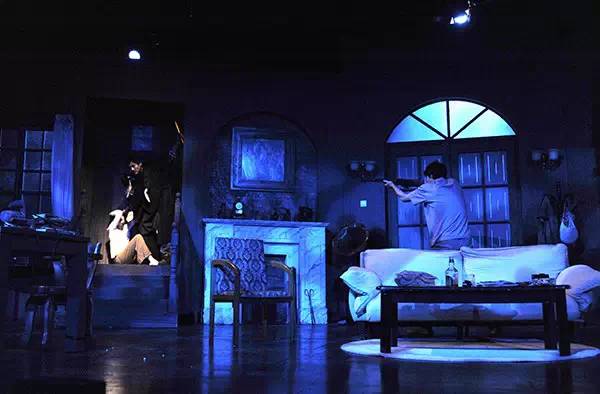 2021悬疑剧《我会半夜之前回来》郑州站