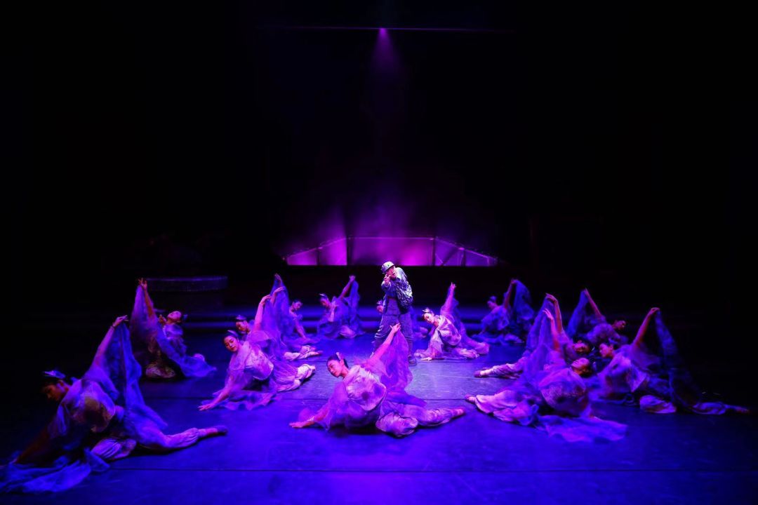 音乐剧《九九艳阳天》大连站