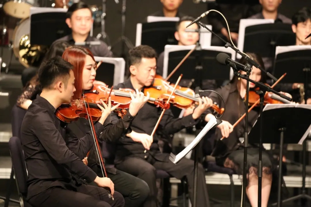 2021飘扬在党旗上的旋律长沙朗诵音乐会