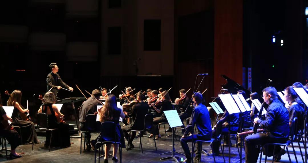 2021飘扬在党旗上的旋律长沙朗诵音乐会什么时候开始？在哪里演出？