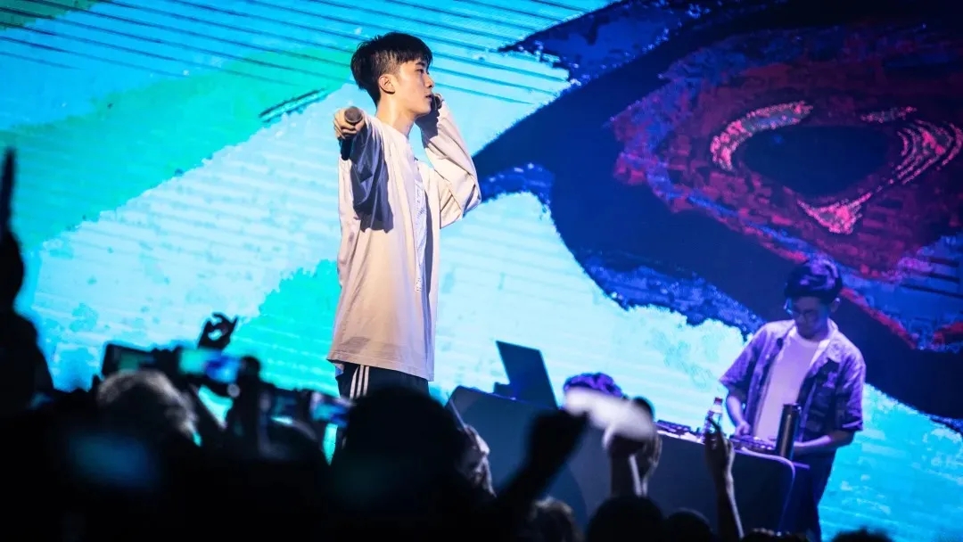 深圳与她生活节时间、地点、阵容、票价