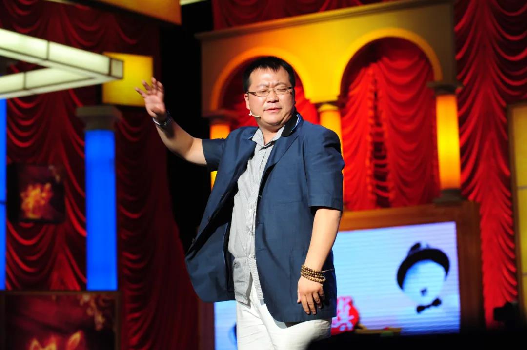 2021李虎喜剧脱口秀《缘来如此》-鞍山站 2021李虎喜剧脱口秀《缘来如此》-鞍山站