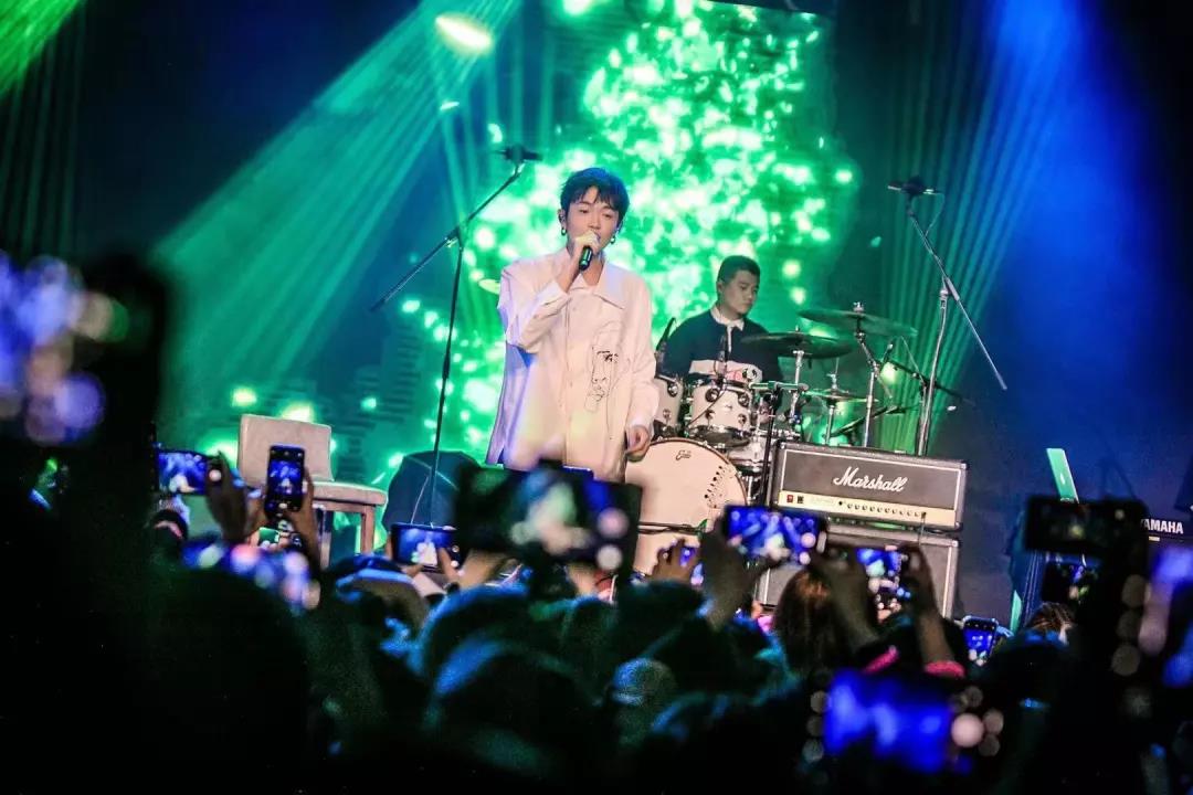 2021颜人中感情事故十城巡演-重庆站