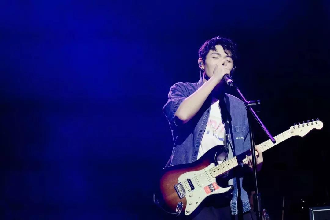 2021颜人中感情事故十城巡演-重庆站